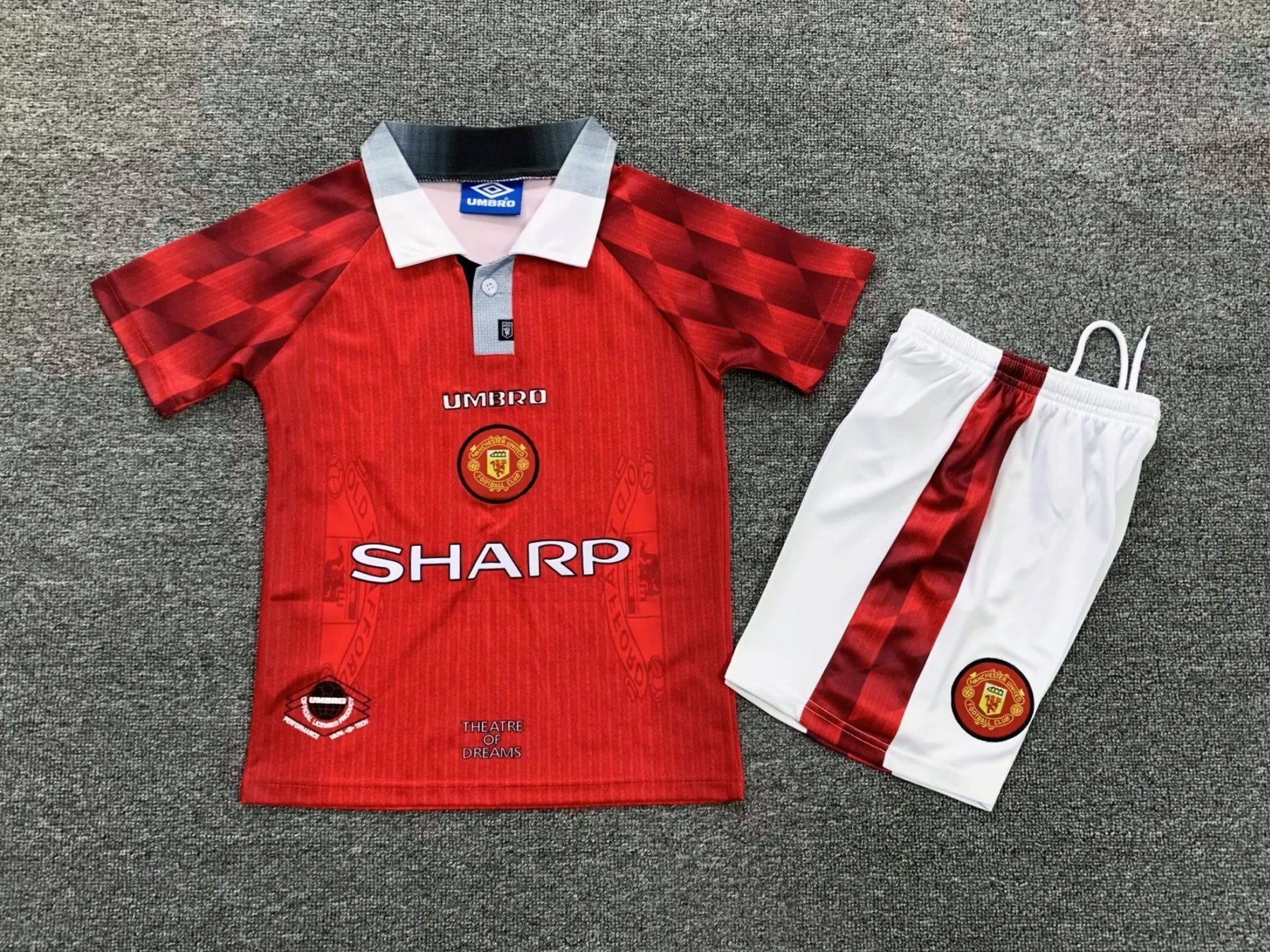 Kids Manchester United 1996/97 Retro Kit | Man Utd Beckham kids shirt